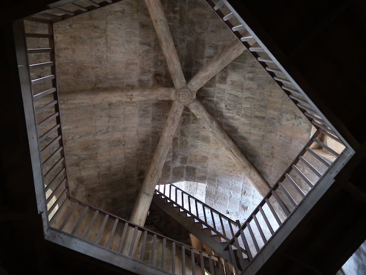 Dentro da Torre de Menagem - Castelo de Sabugal - Portugal © Viaje Comigo