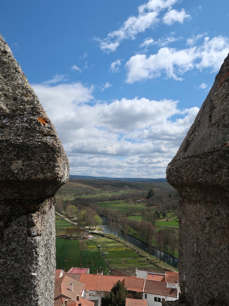 Vista da Torre de Menagem - Castelo de Sabugal - Portugal © Viaje Comigo