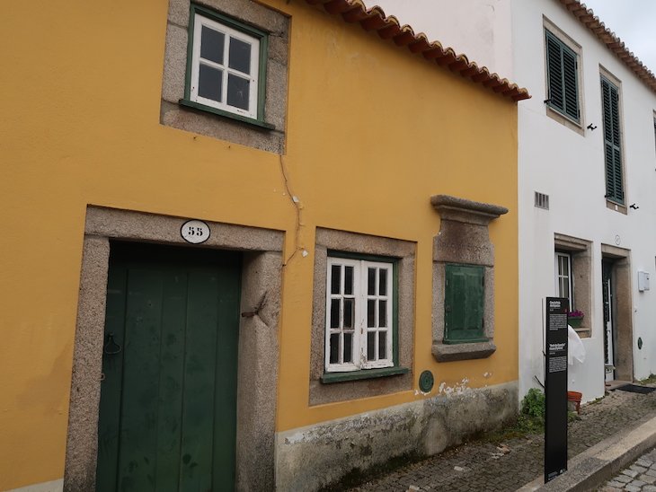 Casa da Roda dos Expostos Almeida - Portugal © Viaje Comigo