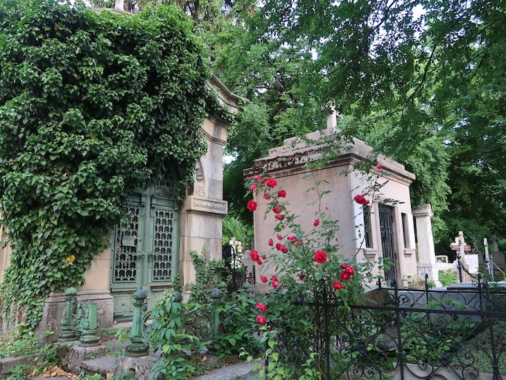 Cemitério Bellu - Bucareste - Romenia © Viaje Comigo