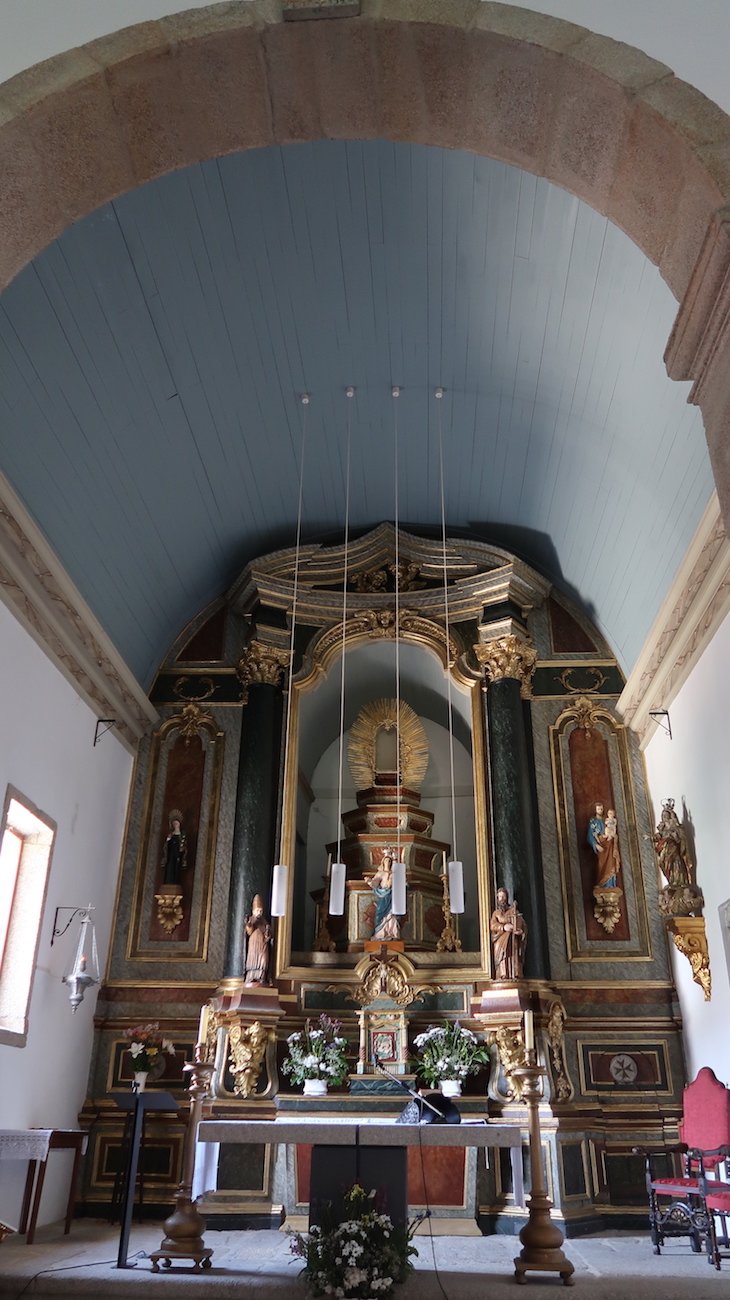 Igreja Matriz - Aldeia Histórica de Castelo Novo - Portugal © Viaje Comigo