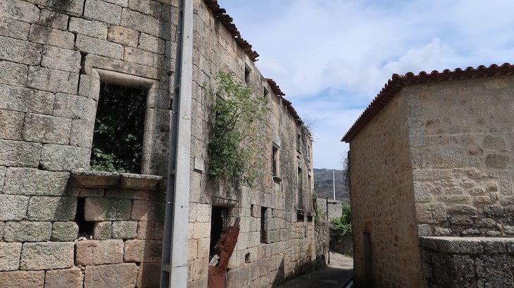 Aldeia Histórica de Castelo Novo - Portugal © Viaje Comigo