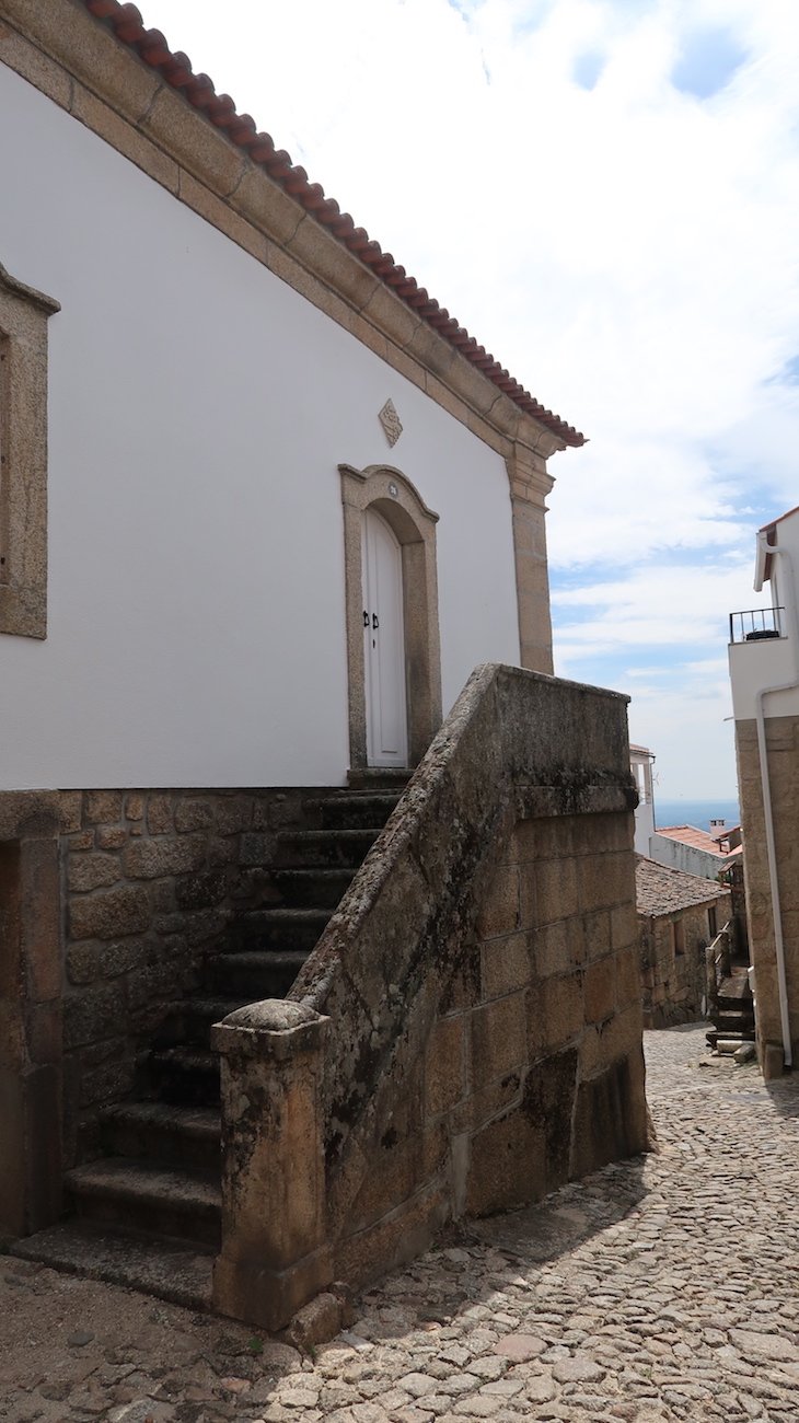 Aldeia Histórica de Castelo Novo - Portugal © Viaje Comigo