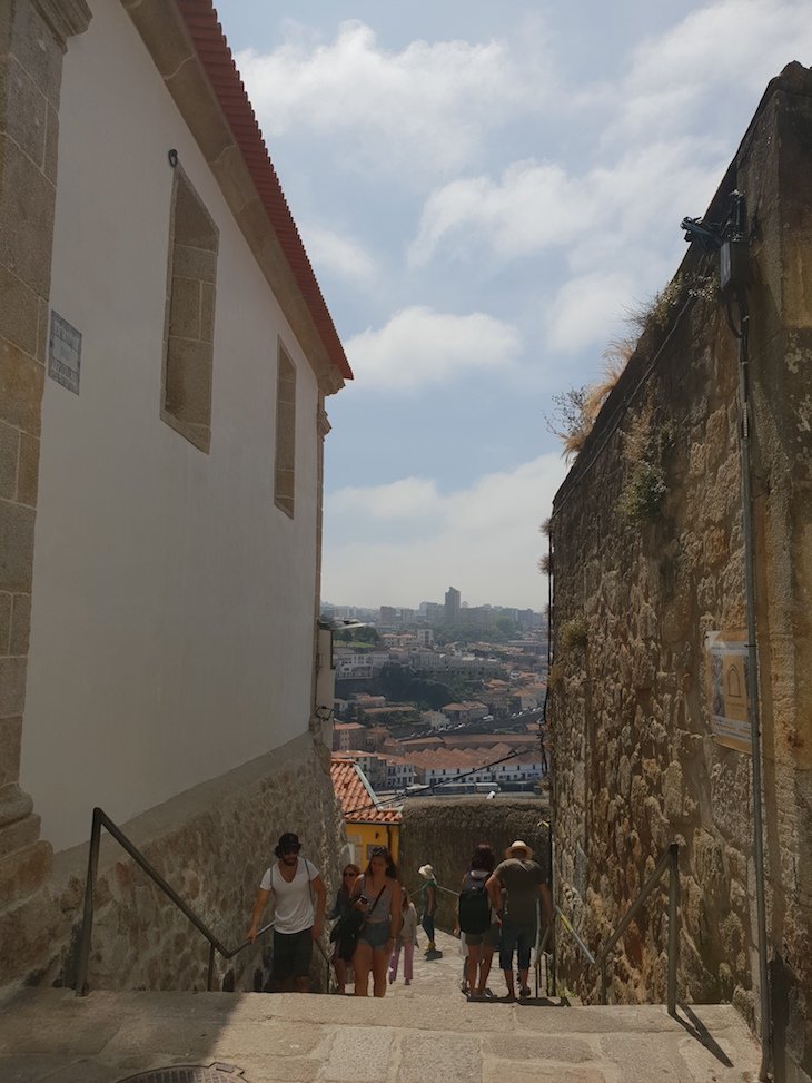 Escadas das Verdades - Porto - Portugal © Viaje Comigo