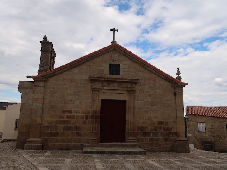 Igreja de S. Vicente - Castelo Mendo - Portugal © Viaje Comigo