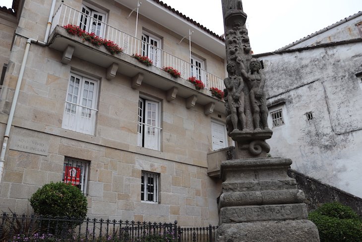 Aqui Viveu Valle Inclan - Centro Historico de Pontevedra © Viaje Comigo