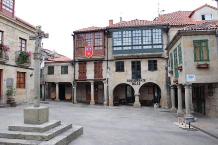 Praza la Leña - Centro Histórico de Pontevedra © Viaje Comigo