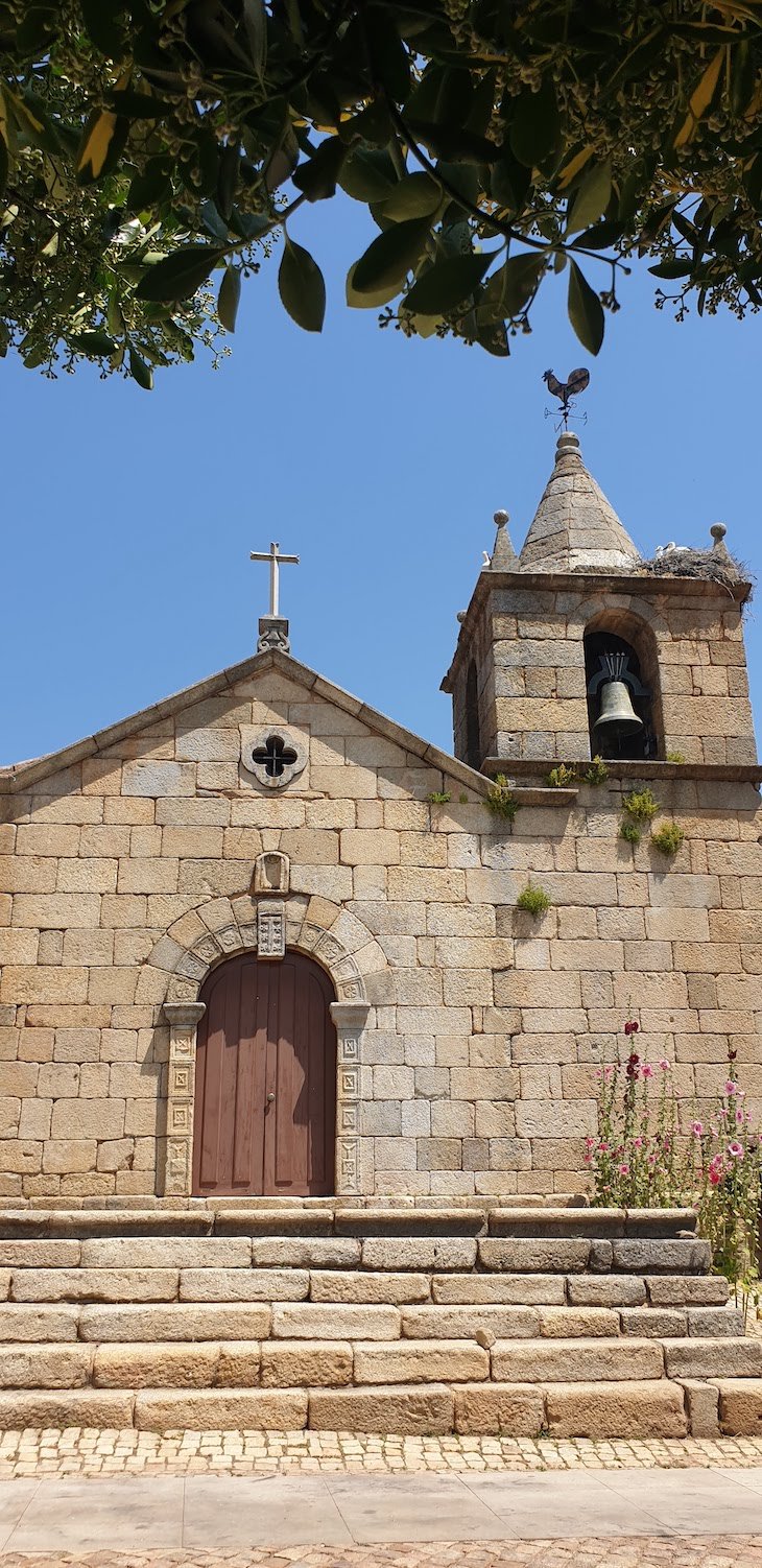 Igreja Matriz da Aldeia Histórica de Idanha-a-Velha. Portugal © Viaje Comigo