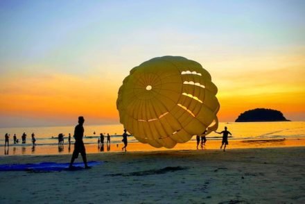 Kata Beach, Phuket - Tailândia © Viaje Comigo
