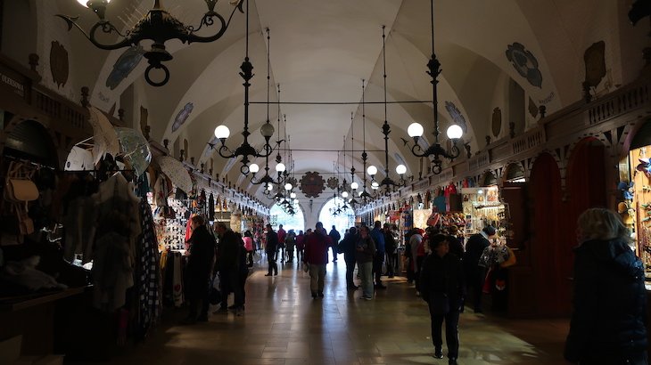 Mercado dos tecidos - Cracóvia - Polónia © Viaje Comigo