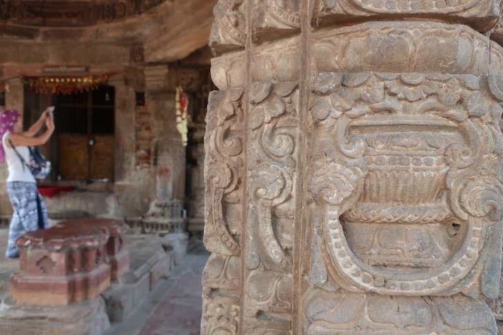 Templo junto do Poço Chand Baori - Abhaneri - Índia © Viaje Comigo