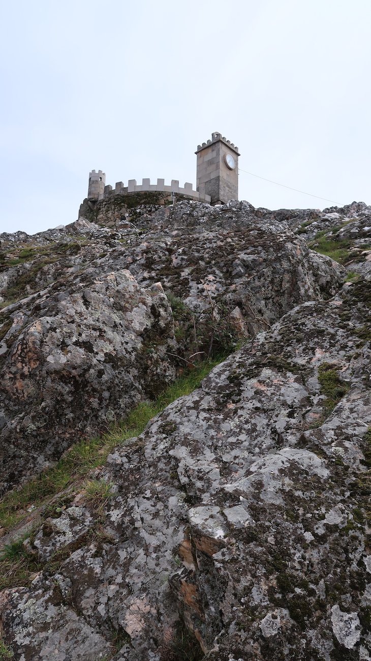 Castelo de Folgosinho - Portugal © Viaje Comigo