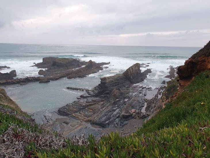 Porto de Pesca Lapa de Pombas, Alentejo, Portugal © Viaje Comigo