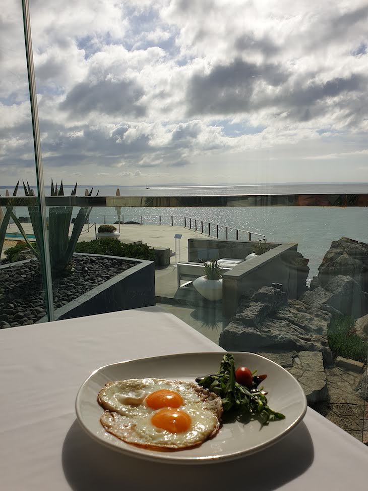 Pequeno-almoço do Farol Hotel Cascais - Portugal © Viaje Comigo