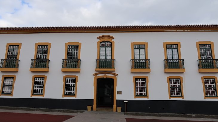 Palácio dos Capitães Generais - Ilha Terceira - Açores © Viaje Comigo