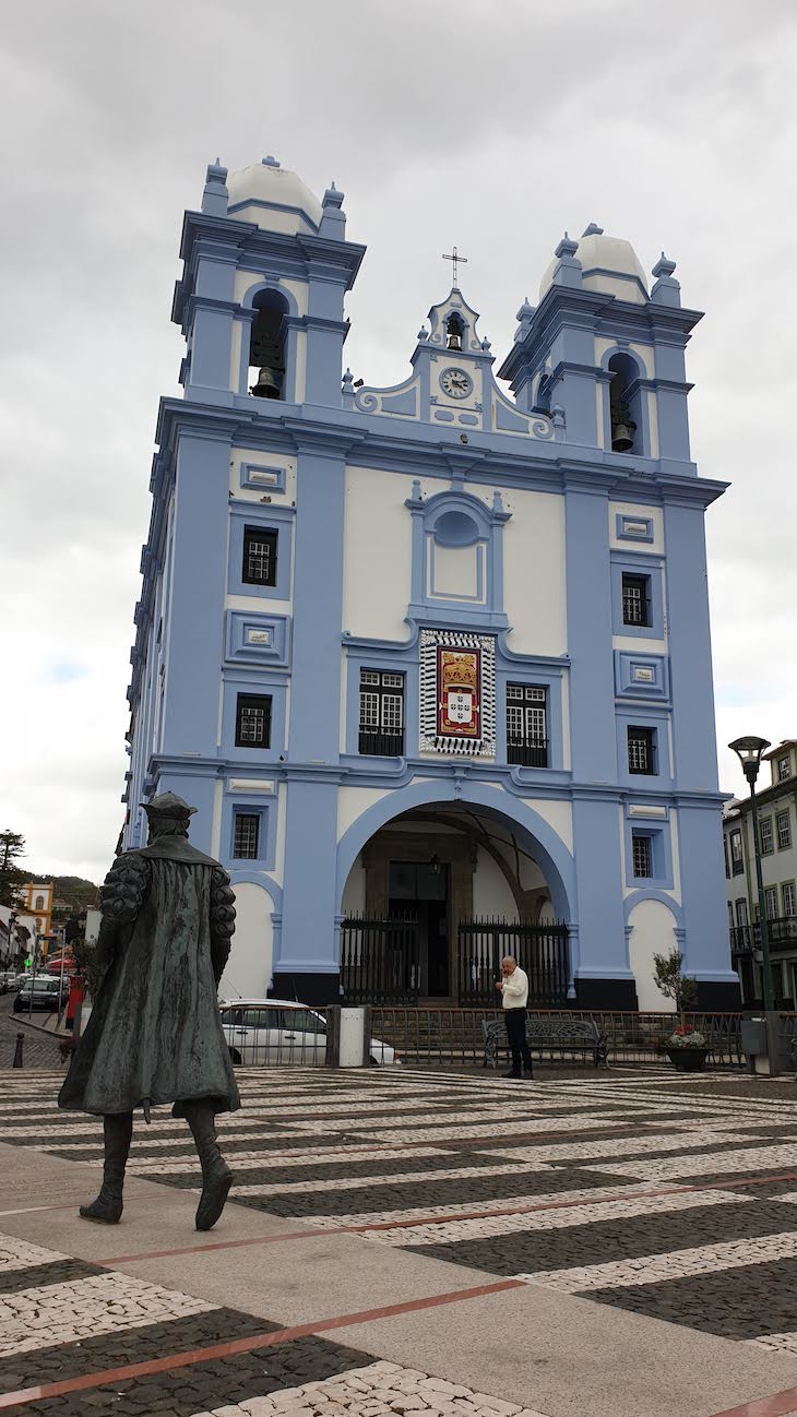 Igreja da Misericórdia e Vasco da Gama - Ilha Terceira - Açores © Viaje Comigo