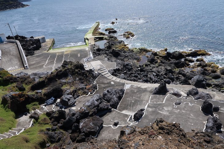 Zona Balnear das Cinco Ribeiras - Terceira - Açores © Viaje Comigo