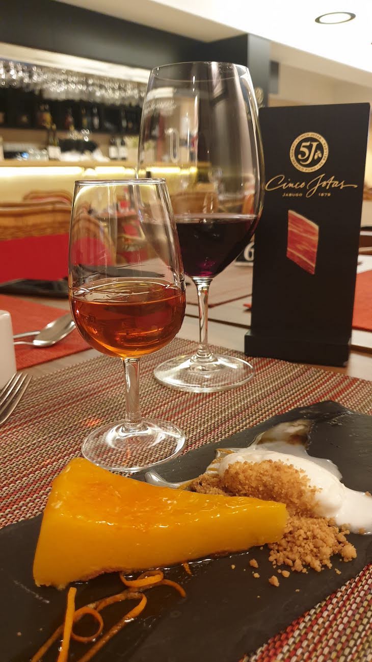 Delícia de laranja - Presunto 5 Jotas -restaurante Bom Sucesso Gourmet - Porto © Viaje Comigo