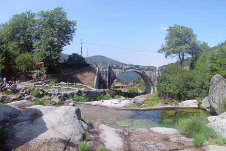 Praia Fluvial de Loriga - Seia - Guarda - Portugal © Viaje Comigo