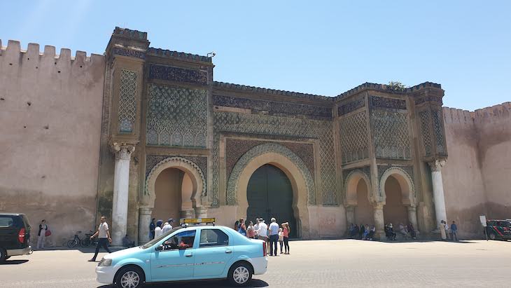 Porta Bab Mansour el Aleuj - Meknès - Marrocos © Viaje Comigo