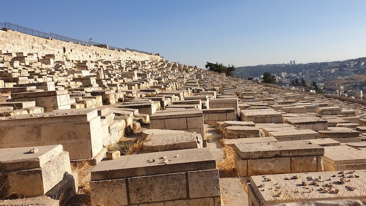 Cemitério Judeu do Monte das Oliveiras - Jerusalem - Israel © Viaje Comigo