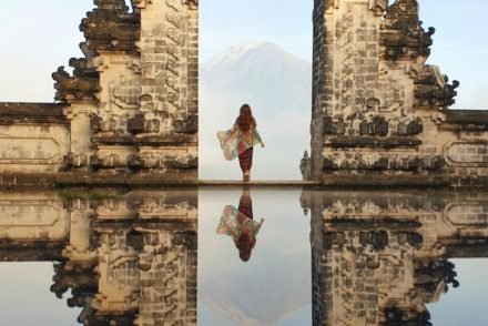 Susana Ribeiro em Lempuyang Temple - Bali - Indonésia © Viaje Comigo