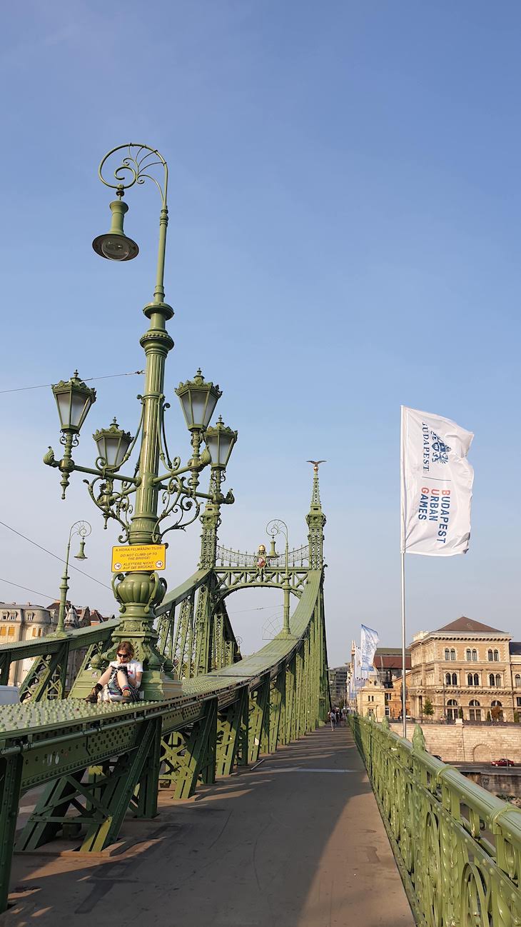 Ponte das Correntes em Budapeste - Hungria © Viaje Comigo