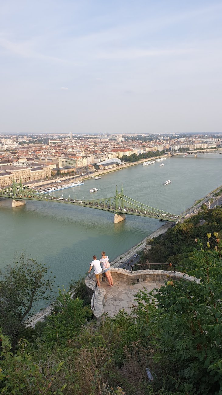 Ponte das Correntes em Budapeste - Hungria © Viaje Comigo