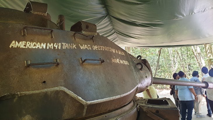 Tanque de guerra - Cu Chi Túneis - Vietname © Viaje Comigo