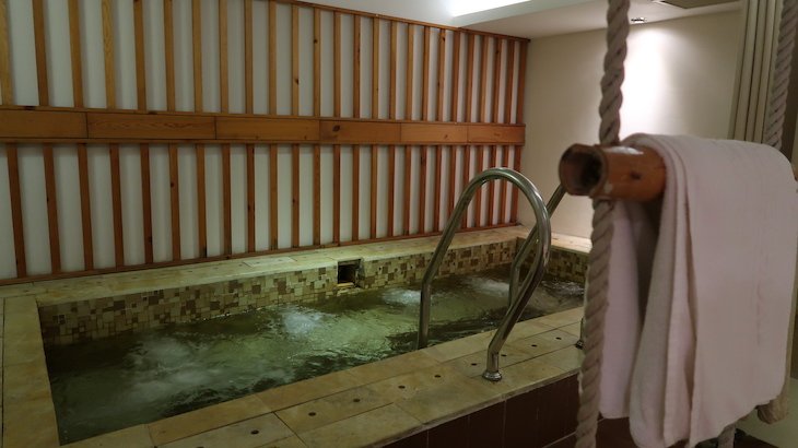 Jacuzzi do Palm Garden Beach Resort & Spa, Hoi An - Vietname © Viaje Comigo