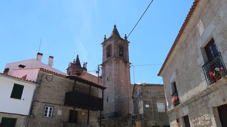 Torre da Igreja Matriz - Vila de Alpedrinha - Fundão - Portugal © Viaje Comigo