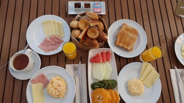 Pequeno-almoço no Vale d'el Rei Hotel & Villas - Carvoeiro - Algarve - Portugal © Viaje Comigo