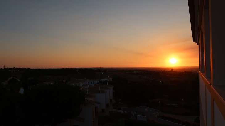 Pôr do sol a partir do Vale d'el Rei Hotel & Villas - Carvoeiro - Algarve - Portugal © Viaje Comigo