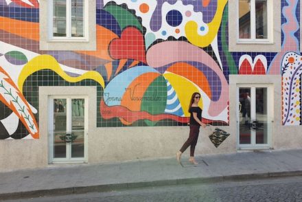 Susana Ribeiro - Mural Joana Vasconcelos - Porto - Portugal © Viaje Comigo