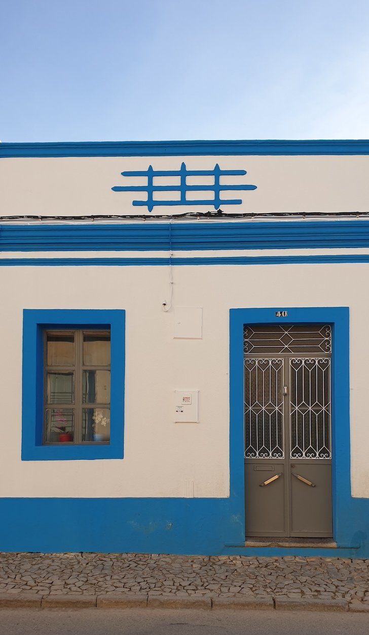 Casas de Estoi com platibanda - Algarve © Viaje Comigo