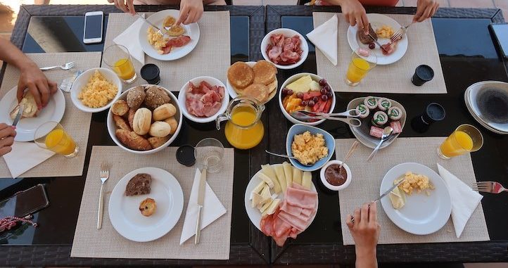 Pequeno-almoço na casa do Vale da Lapa Village Resort - Carvoeiro - Algarve © Viaje Comigo