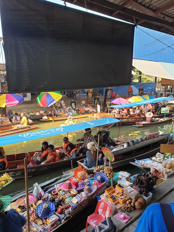 Mercado Flutuante Damnoen Saduak - Tailândia © Viaje Comigo