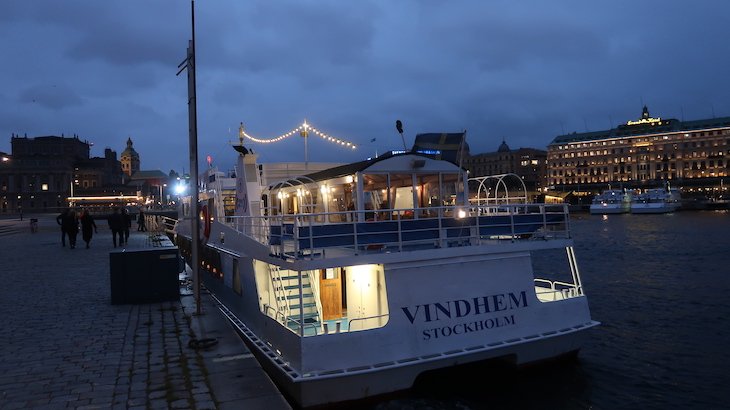 Jantar e festa a bordo do barco Vindhem - Estocolmo - Suécia © Viaje Comigo