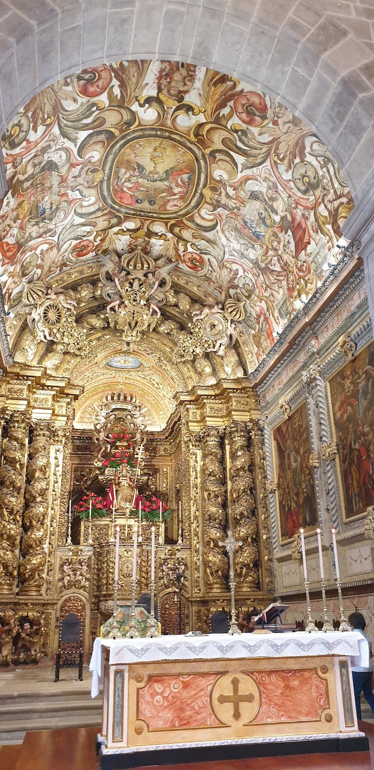  Igreja São Pedro - Peniche - Portugal © Viaje Comigo