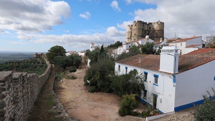 Castelo de Evoramonte - Alentejo - Portugal © Viaje Comigo