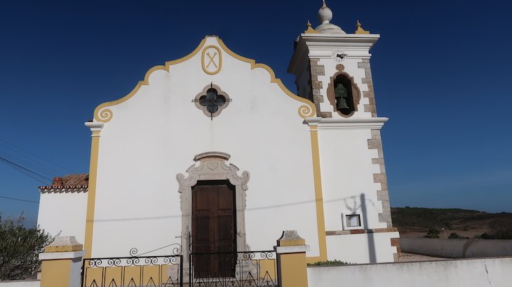 Igreja de Budens - Algarve - Portugal © Viaje Comigo