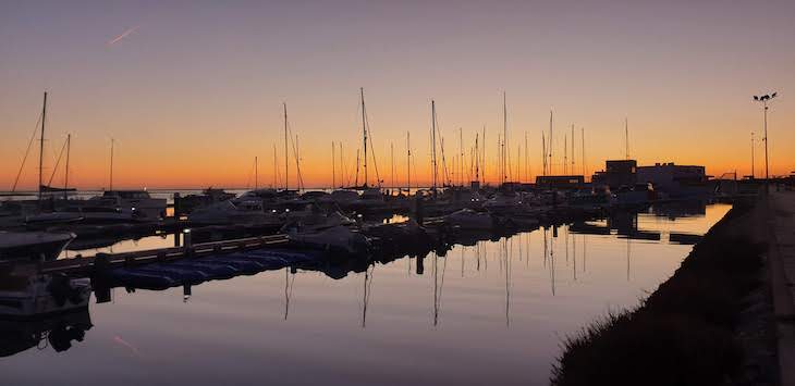 Pôr do Sol no Porto de Olhão - Algarve © Viaje Comigo