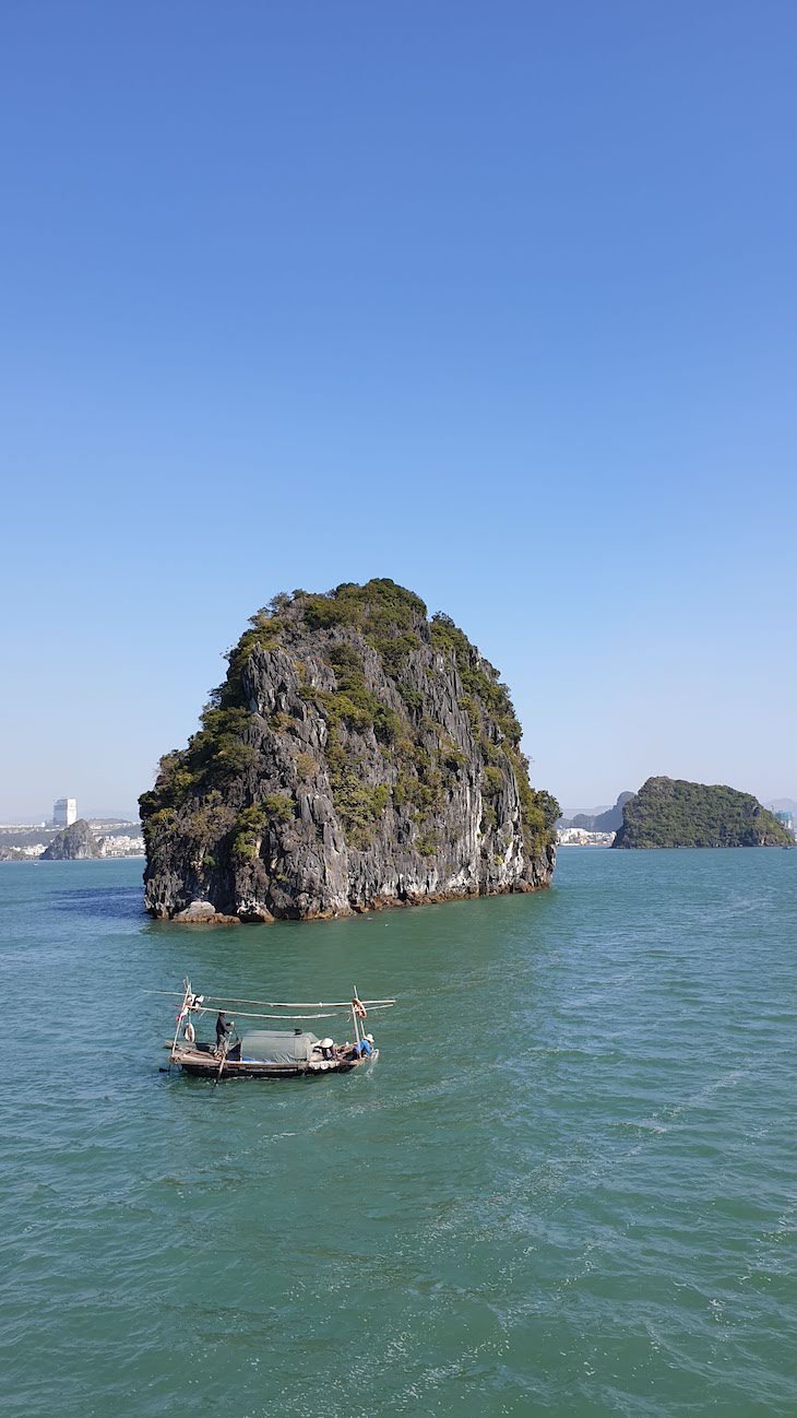 Baia de Ha Long - Halong Bay - Vietname © Viaje Comigo