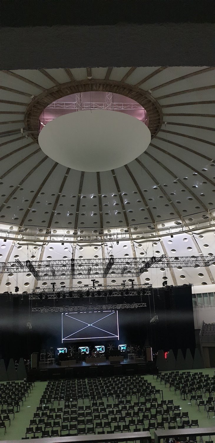 Interior do Super Bock Arena, no Palácio de Cristal - Porto © Viaje Comigo
