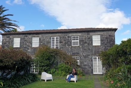 Susana Ribeiro na Quinta das Buganvílias - Faial - Açores © Viaje Comigo