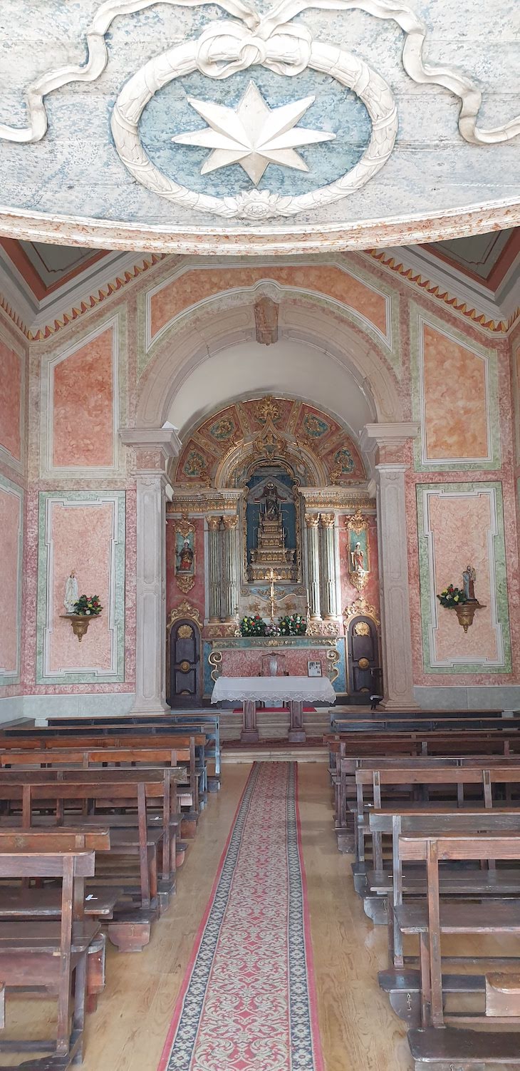Igreja de Santa Marta - Ericeira - Portugal © Viaje Comigo