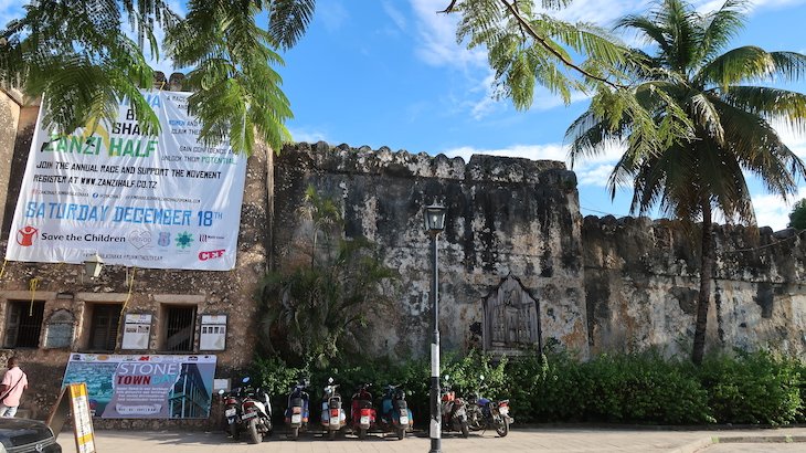 Old Fort, Stone Town - Zanzibar - Tanzânia © Viaje Comigo