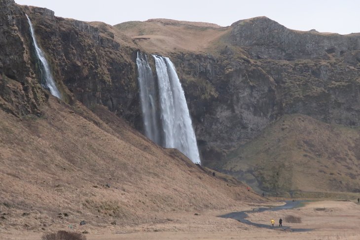Quedas de água - Islândia © Viaje Comigo