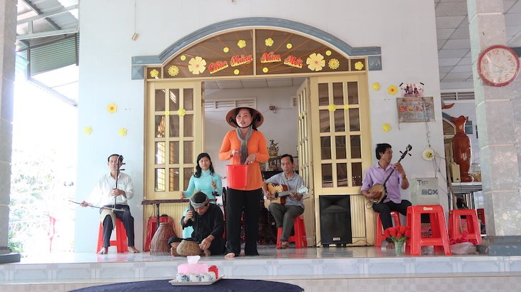 Teatro no Passeio no Delta do Mekong - Vietname © Viaje Comigo