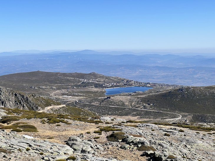 Vista para Penhas da Saúde, Serra da Estrela - Portugal © Viaje Comigo